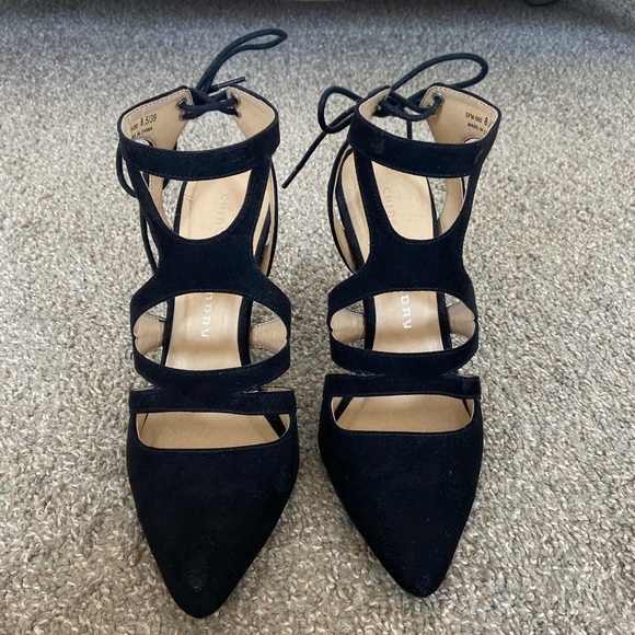 NWOT Chinese Laundry Faux Suede Pumps - Picture 1 of 4